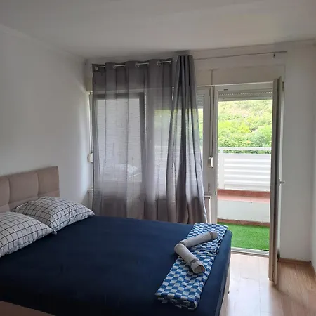 Benat Apartmán *